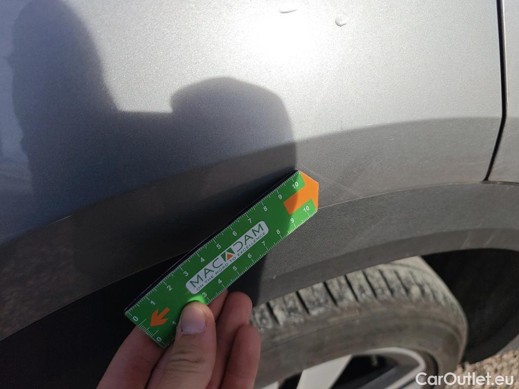  Volkswagen  T-ROC VOLKSWAGEN  / 2021 / 5P / todoterreno R-Line 1.5 TSI 110kW (150CV) #49