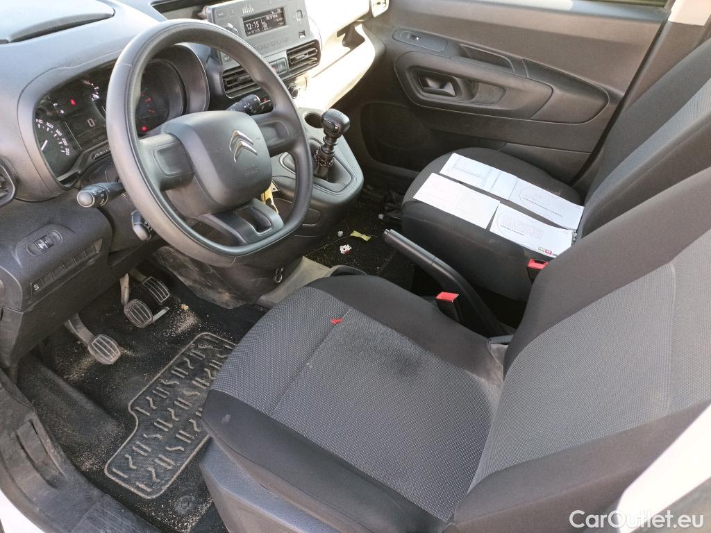  Citroen  Berlingo CITROEN  / 2018 / 4P / furgón derivado de turismo Talla M BlueHDi 100 #28