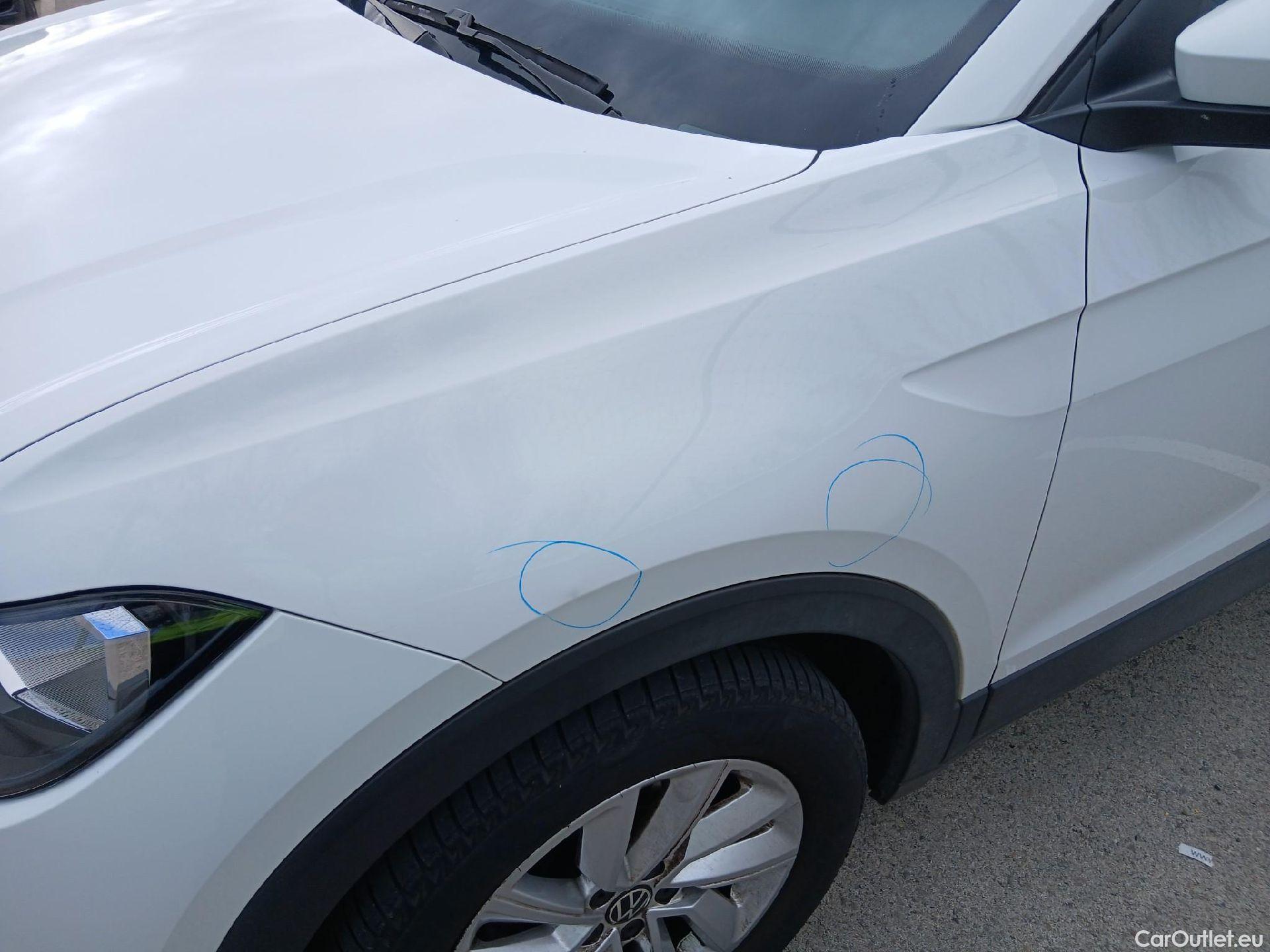  Volkswagen  T-CROSS VOLKSWAGEN  / 2018 / 5P / todoterreno Advance 1.0 TSI 81kW (110CV) DSG (AC3) #18