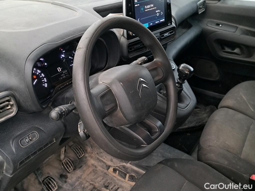  Citroen  Berlingo CITROEN  / 2018 / 3P / furgón derivado de turismo Talla M BlueHDi 100 WORKER #35