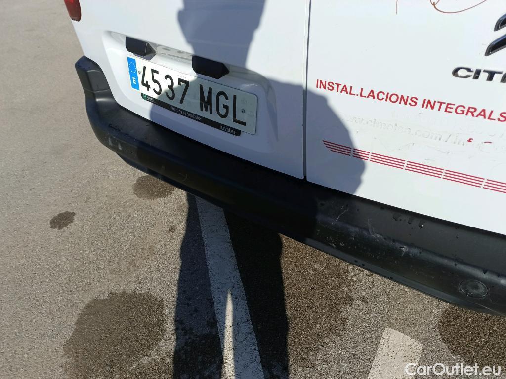  Citroen  Berlingo CITROEN  / 2018 / 4P / furgón derivado de turismo Talla M BlueHDi 100 #26