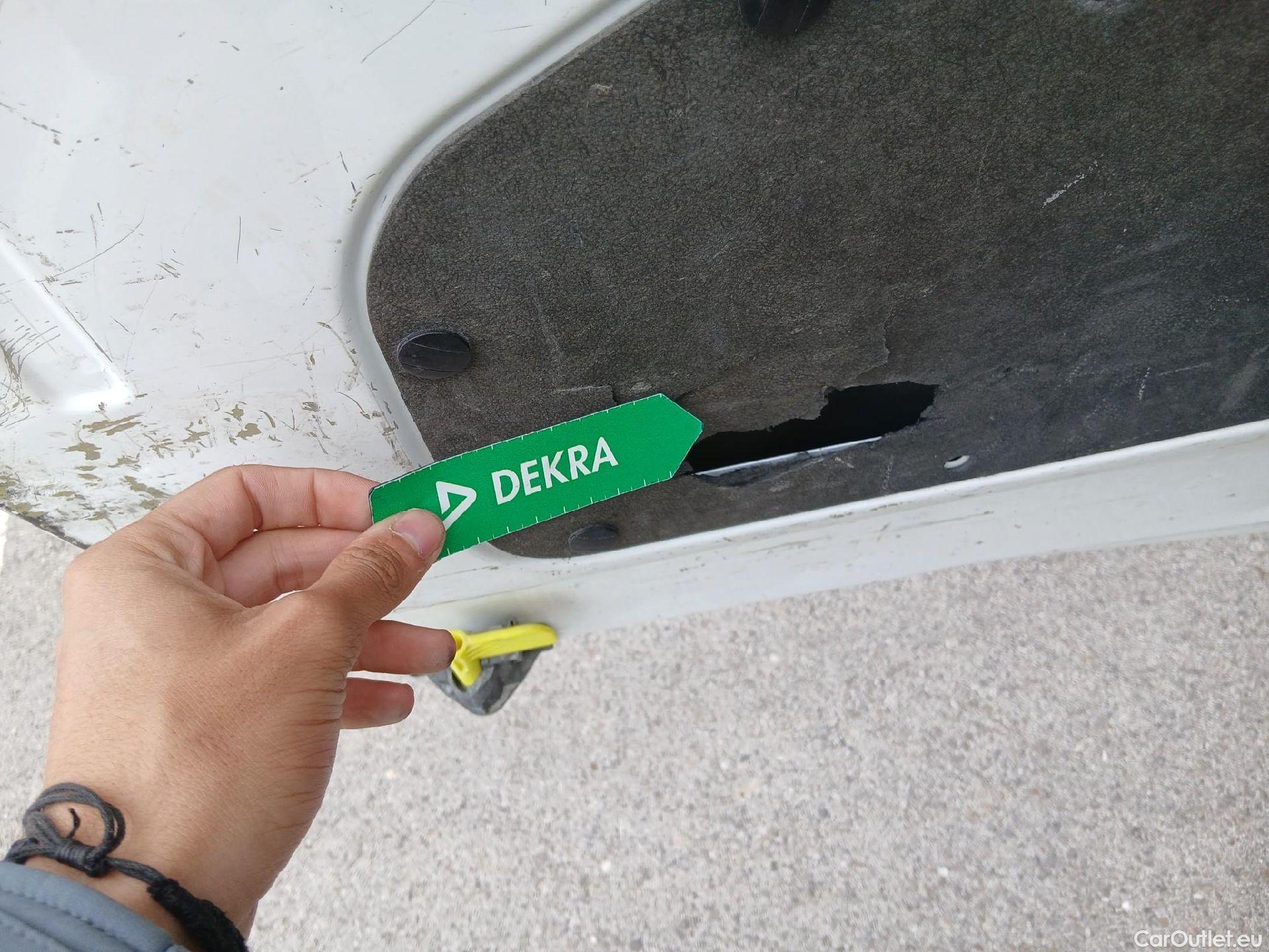  Citroen  Berlingo CITROEN  / 2015 / 3P / furgón derivado de turismo BlueHDi 74KW (100CV) #26