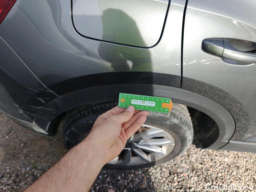  Volkswagen  T-ROC  Life 2.0 TDI 115CV MT6 E6d #31