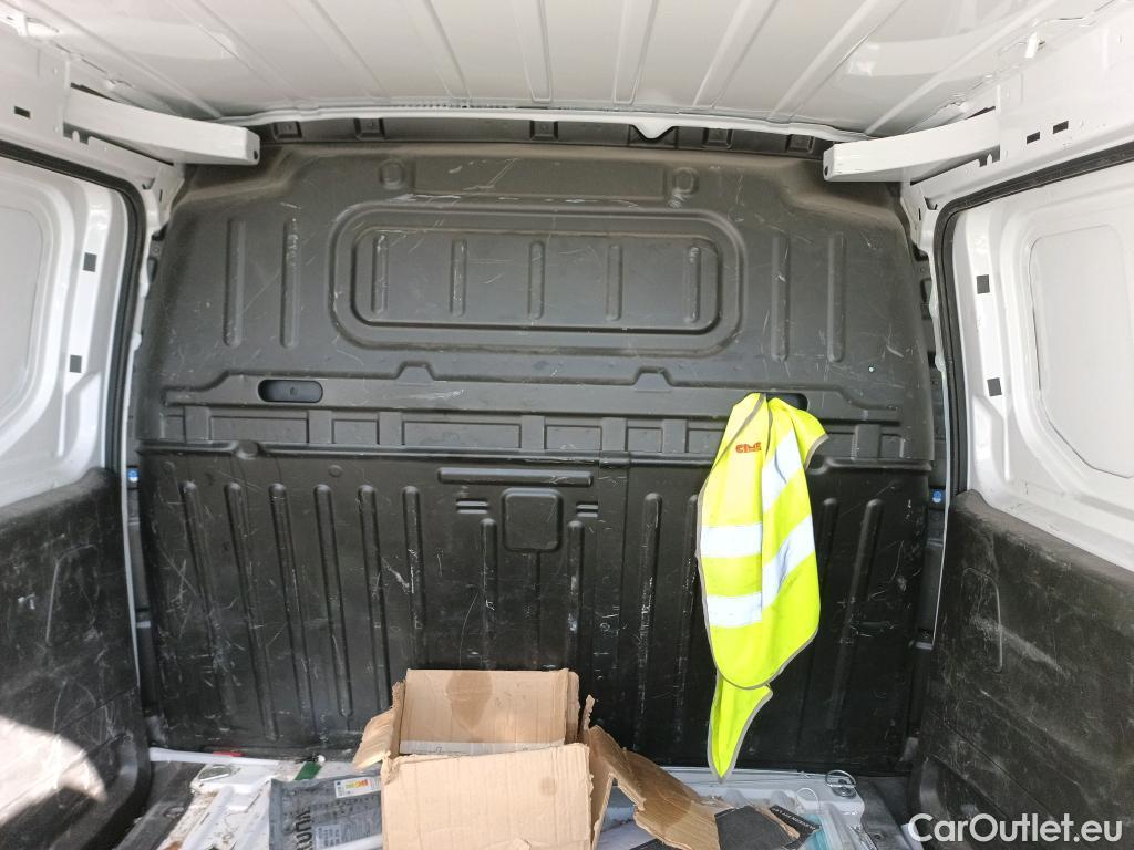  Citroen  Berlingo CITROEN  / 2018 / 4P / furgón derivado de turismo Talla M BlueHDi 100 #18