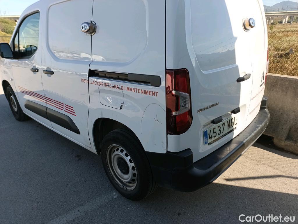  Citroen  Berlingo CITROEN  / 2018 / 4P / furgón derivado de turismo Talla M BlueHDi 100 #24