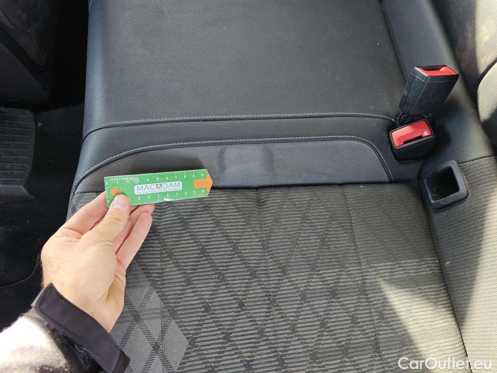  Volkswagen  T-ROC VOLKSWAGEN  / 2021 / 5P / todoterreno R-Line 1.5 TSI 110kW (150CV) #44