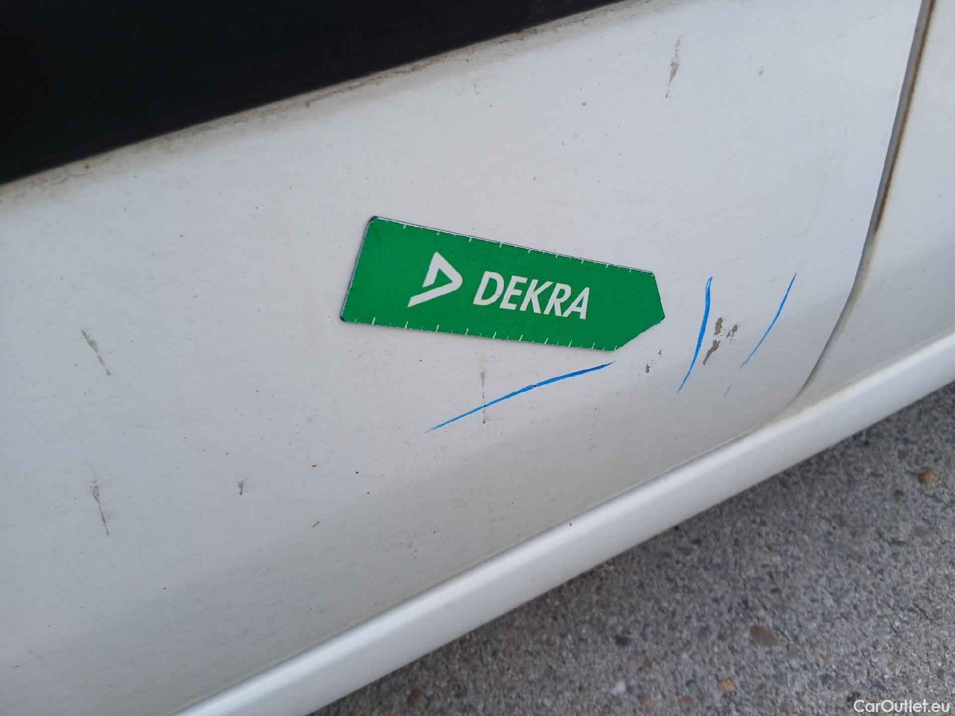  Citroen  Berlingo CITROEN  / 2015 / 3P / furgón derivado de turismo BlueHDi 74KW (100CV) #11