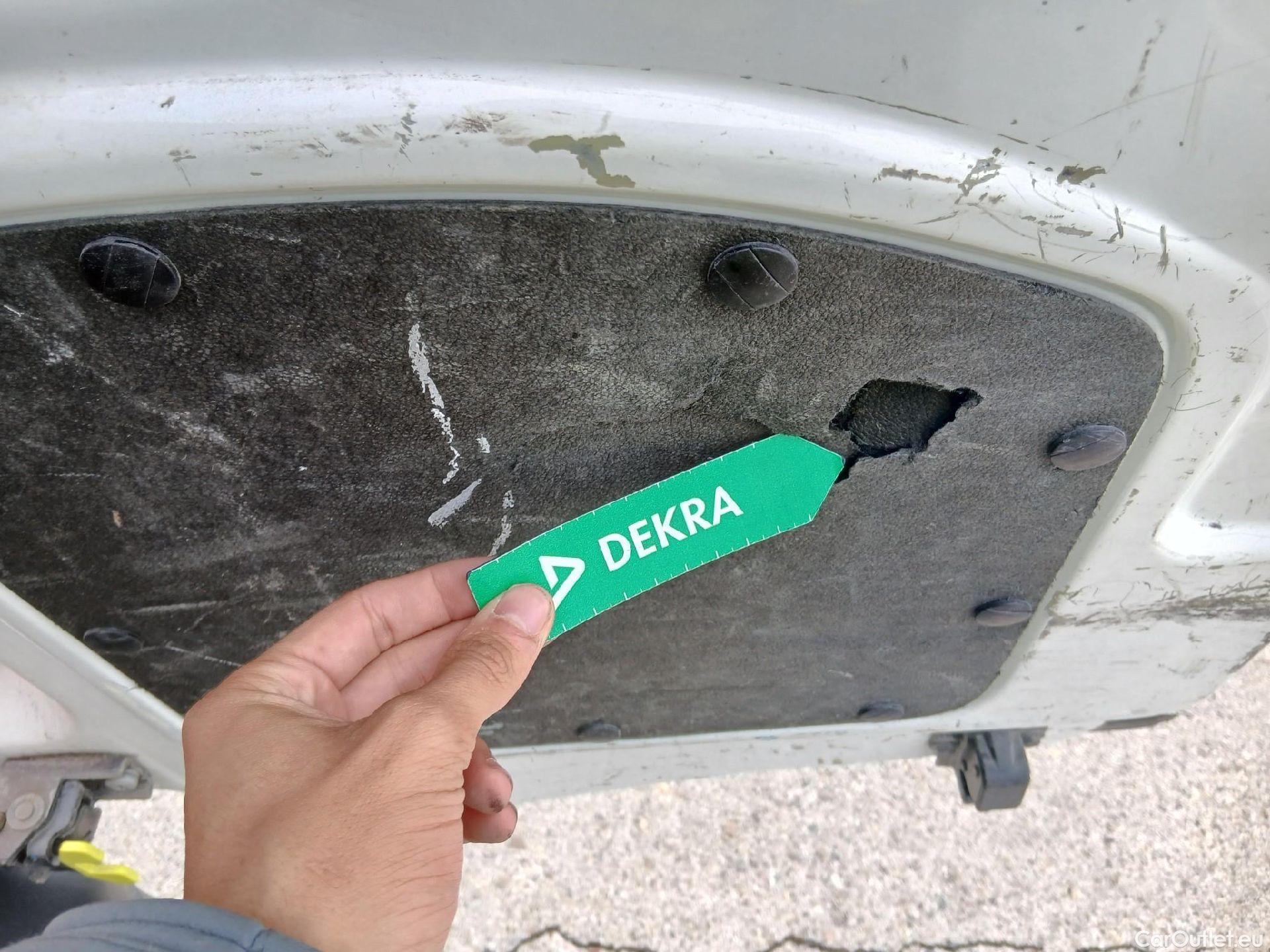  Citroen  Berlingo CITROEN  / 2015 / 3P / furgón derivado de turismo BlueHDi 74KW (100CV) #27