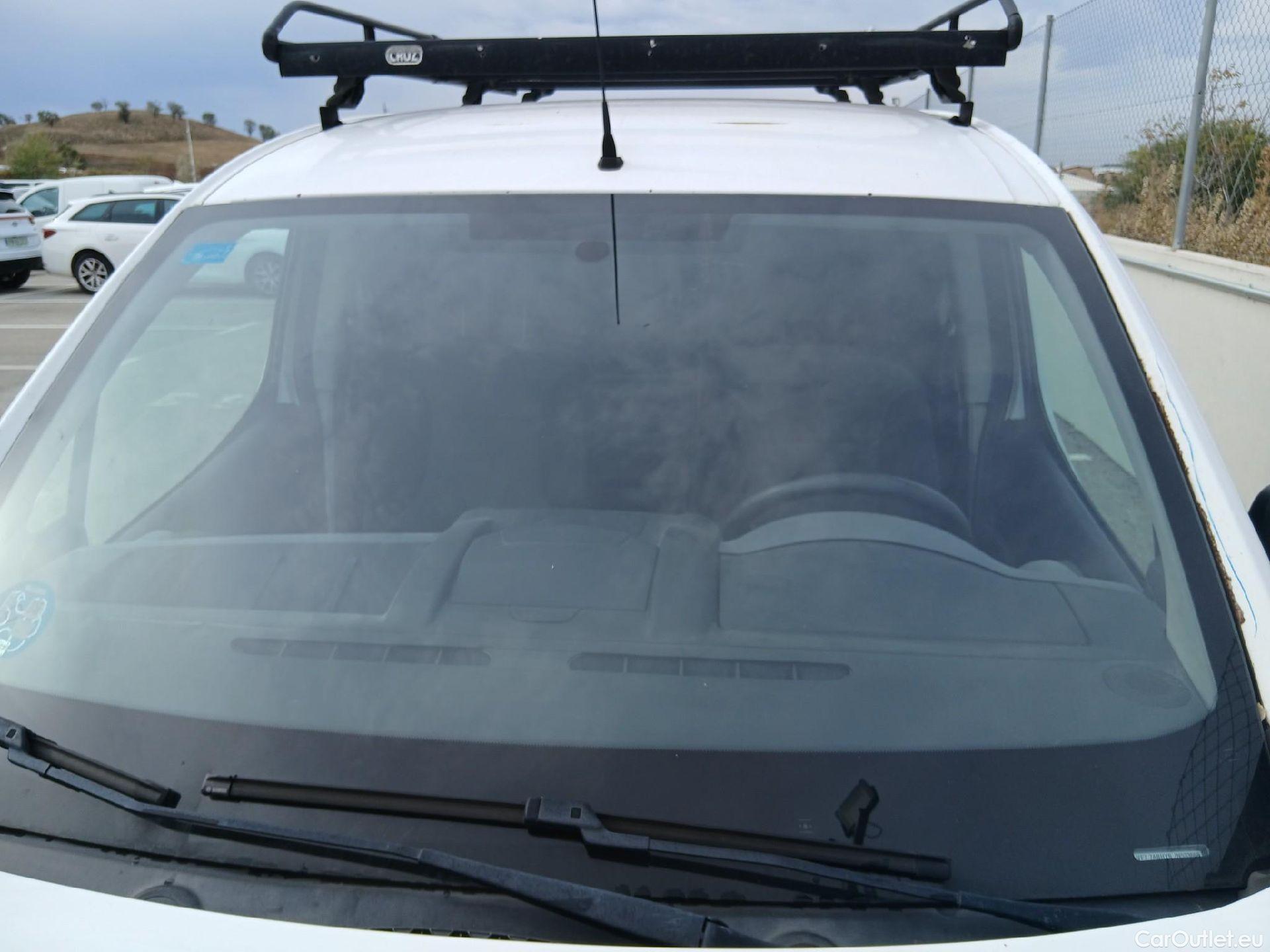  Citroen  Berlingo CITROEN  / 2015 / 3P / furgón derivado de turismo BlueHDi 74KW (100CV) #6