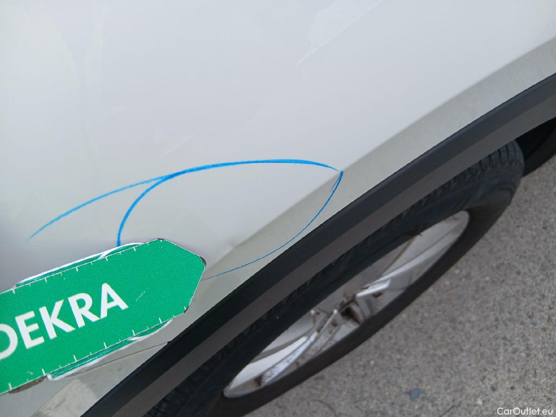  Volkswagen  T-CROSS VOLKSWAGEN  / 2018 / 5P / todoterreno Advance 1.0 TSI 81kW (110CV) DSG (AC3) #19