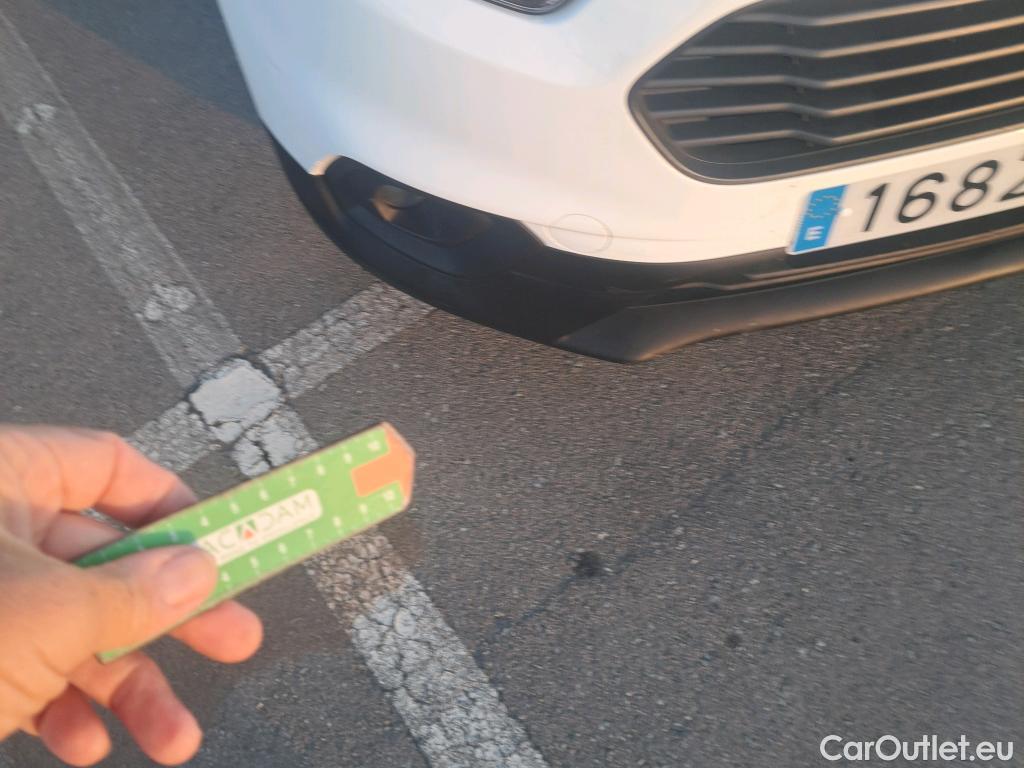  Ford  Transit FORD  Courier/2014/4P/furgón der.turis Van 1.5 TDCi 56kW Trend #10