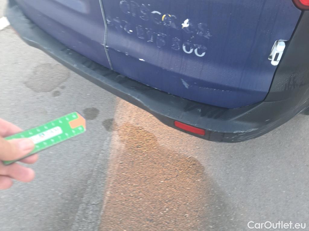  Ford  Transit FORD  Courier/2014/4P/furgón der.turis Van 1.5 TDCi 56kW Trend #15