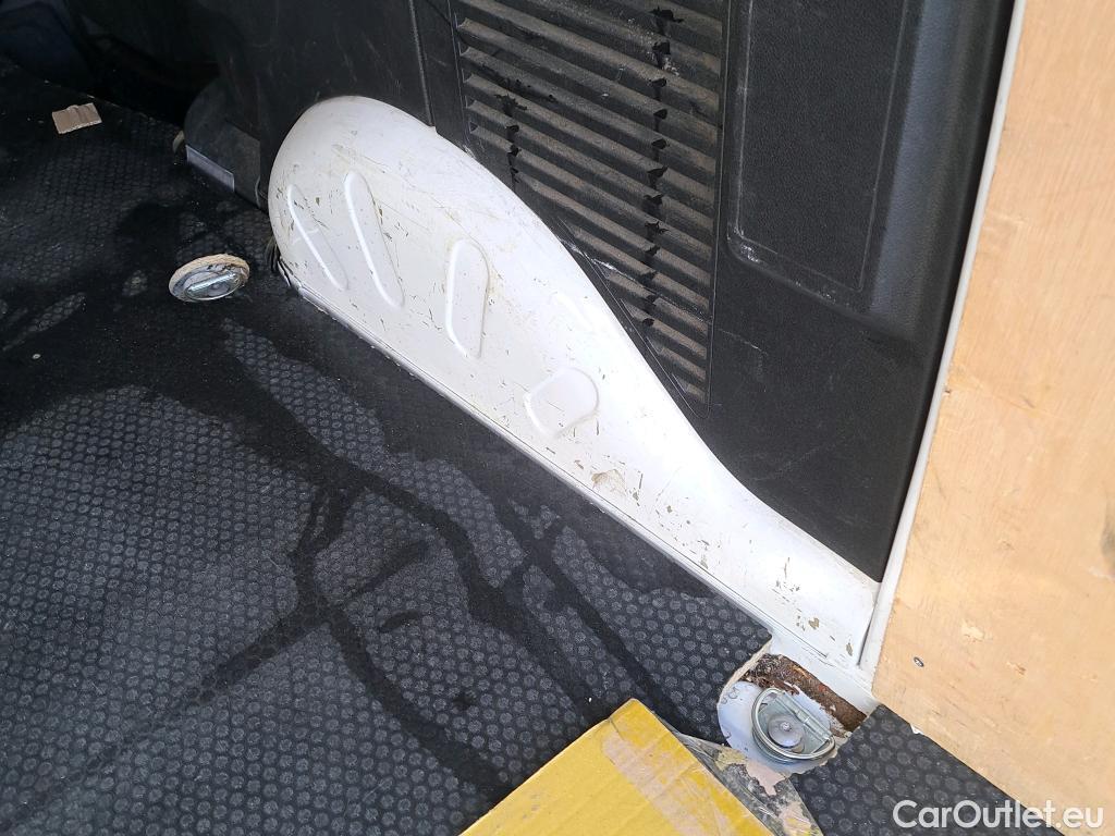  Peugeot  Partner PEUGEOT  VU 4p 2G furgón derivado de Furgón Confort PackL2 BlueHDi 73KW (100) #12