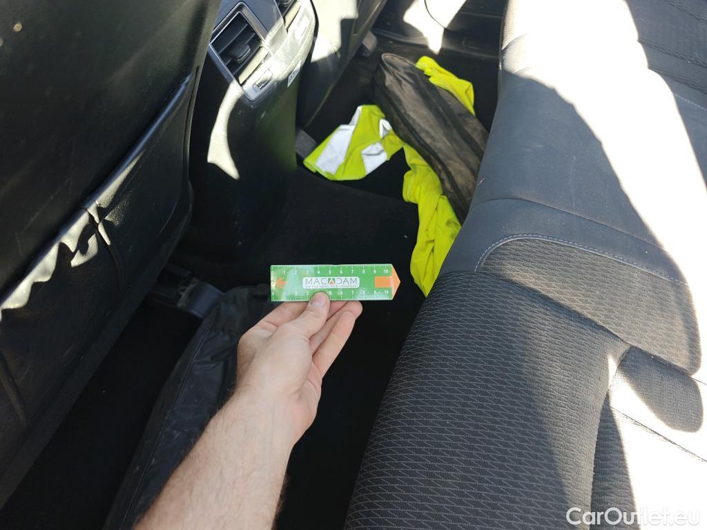  Land Rover  Discovery SSANGYONG Musso / 2022 / 4P / pickup doble cabina Sports D22DTR 4x4 Pro (AC2) #34