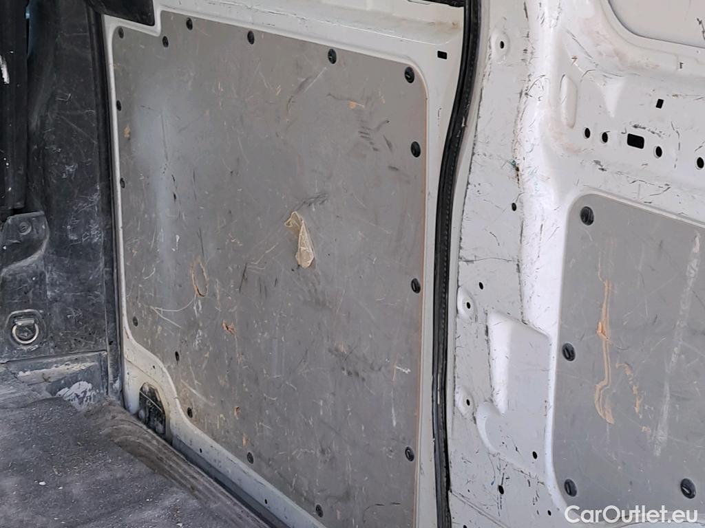  Mercedes  Vito  Tourer 109/110/111/114 CDI FWD Larga (447.703) 1.7 100CV MT6 E6dT #37