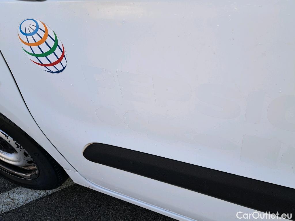  Peugeot  Partner PEUGEOT  VU 4p 2G furgón derivado de Furgón Confort PackL2 BlueHDi 73KW (100) #22