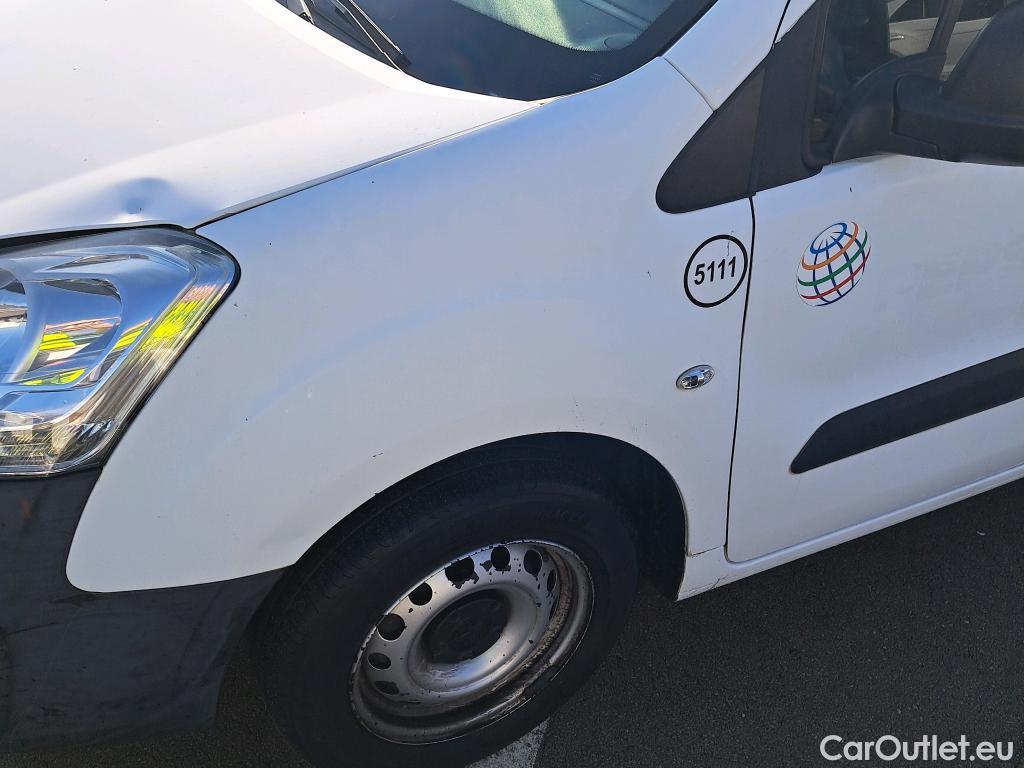  Peugeot  Partner PEUGEOT  VU 4p 2G furgón derivado de Furgón Confort PackL2 BlueHDi 73KW (100) #18