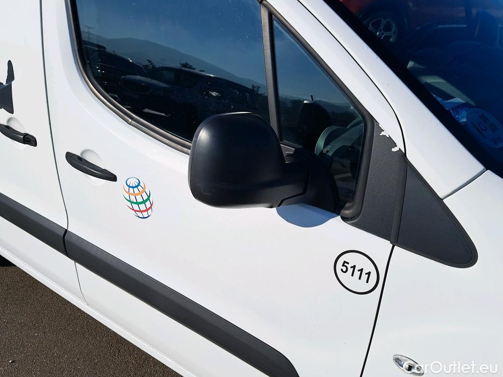  Peugeot  Partner PEUGEOT  VU 4p 2G furgón derivado de Furgón Confort PackL2 BlueHDi 73KW (100) #36
