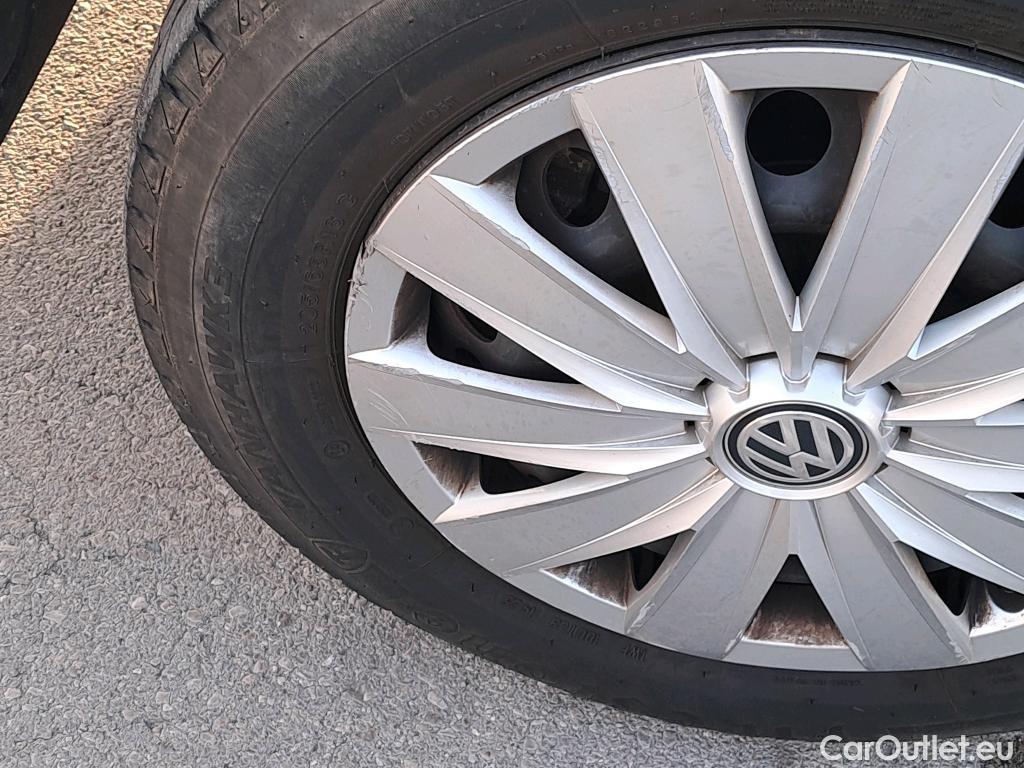  Volkswagen  Transporter VOLKSWAGEN  / 2015 / 4P / furgón Business Corto TN 2.0TDI 75kW(102CV) BMT #18