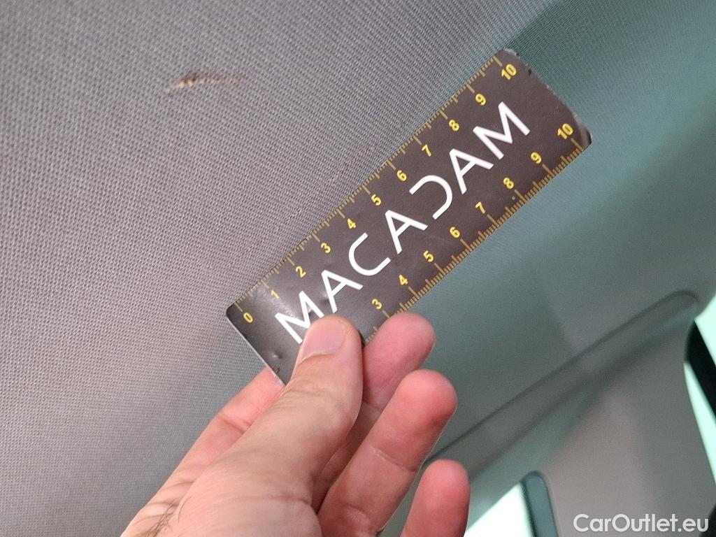  Volkswagen  Tiguan VOLKSWAGEN  / 2016 / 5P / SUV 1.5 TSI 150 EVO DSG7 Carat #19