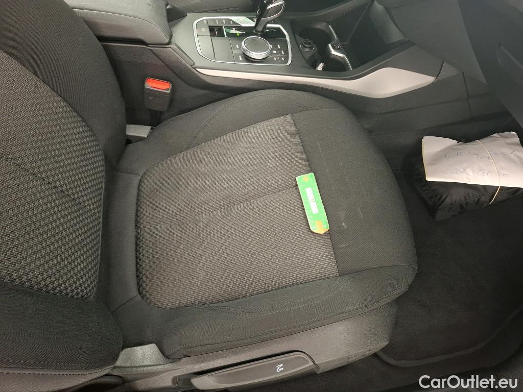  Bmw  Serie 1 BMW Série 1 / 2019 / 5P / Berline 116i DKG7 Business Design #8