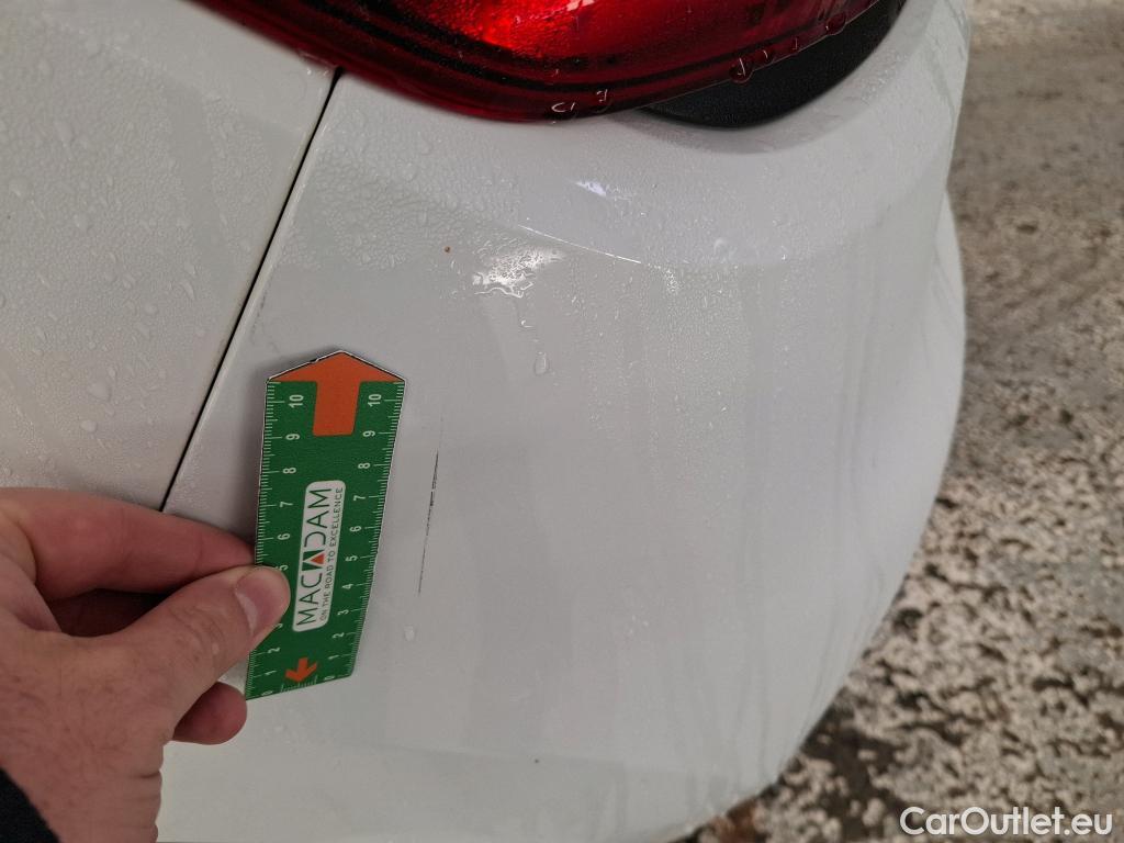  Renault  Clio  IV Zen 1.5 dCi 90CV BVM5 E5 #14