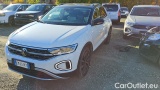  Volkswagen  T-ROC 2.0 TDI SCR Style DSG #2