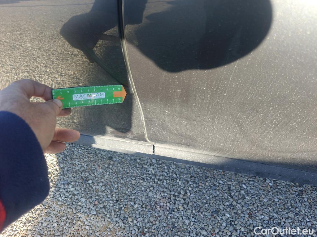  Bmw  X1 BMW  sDrive18i (CX2) #2