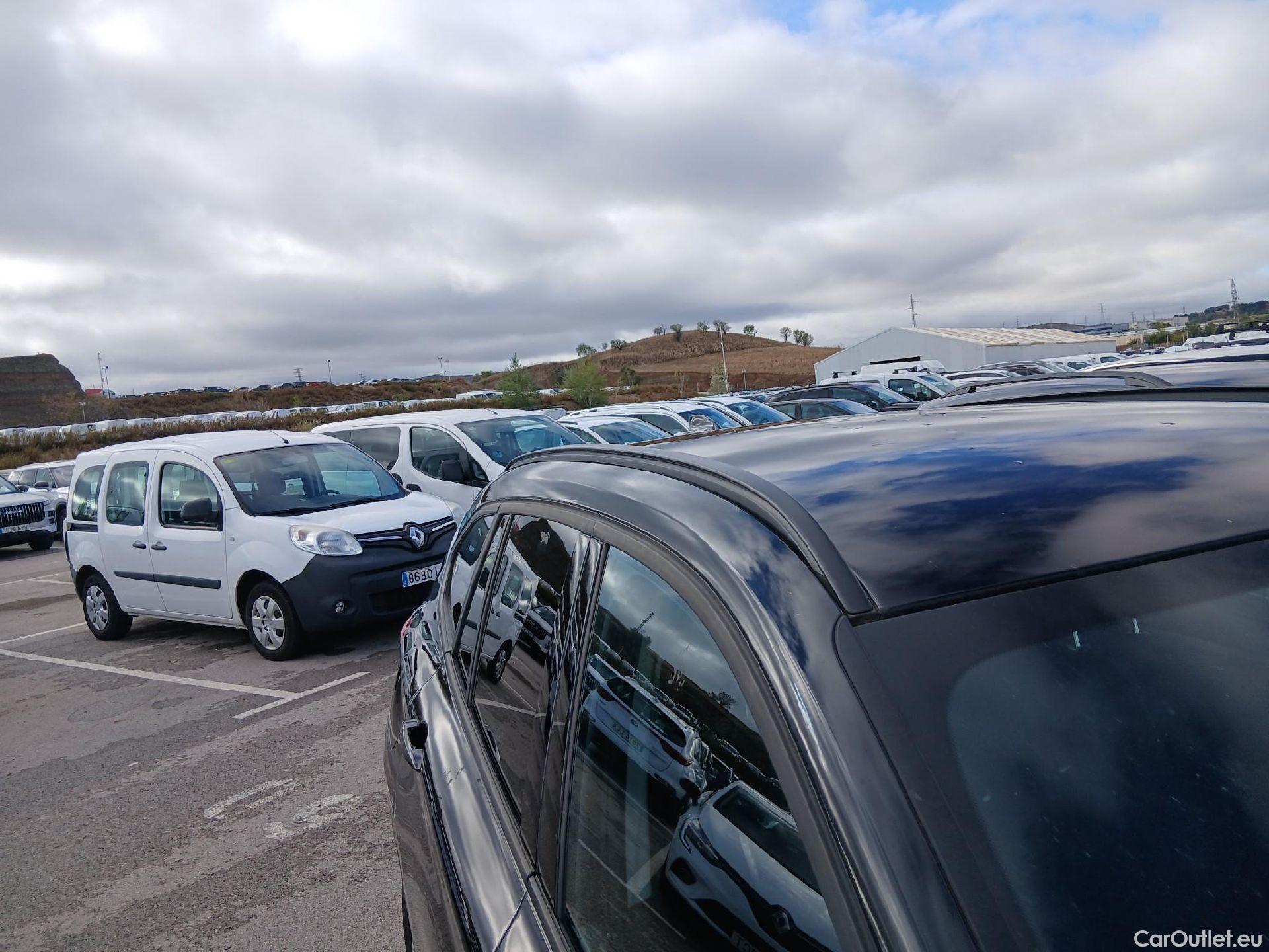  Bmw  X1 BMW  / 2019 / 5P / todoterreno sDrive16d Business #68