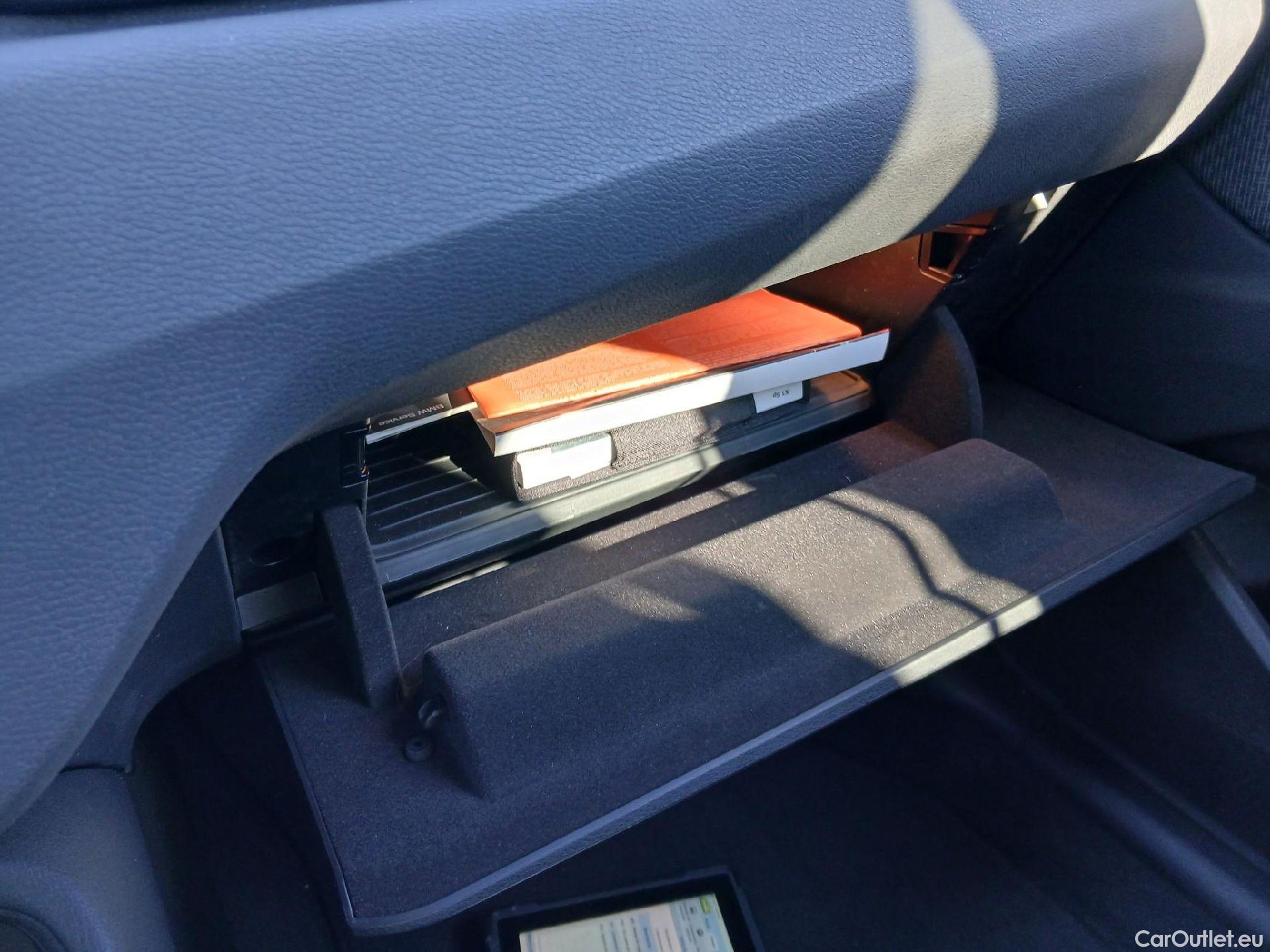  Bmw  X1 BMW  / 2019 / 5P / todoterreno sDrive18dA Corporate #1