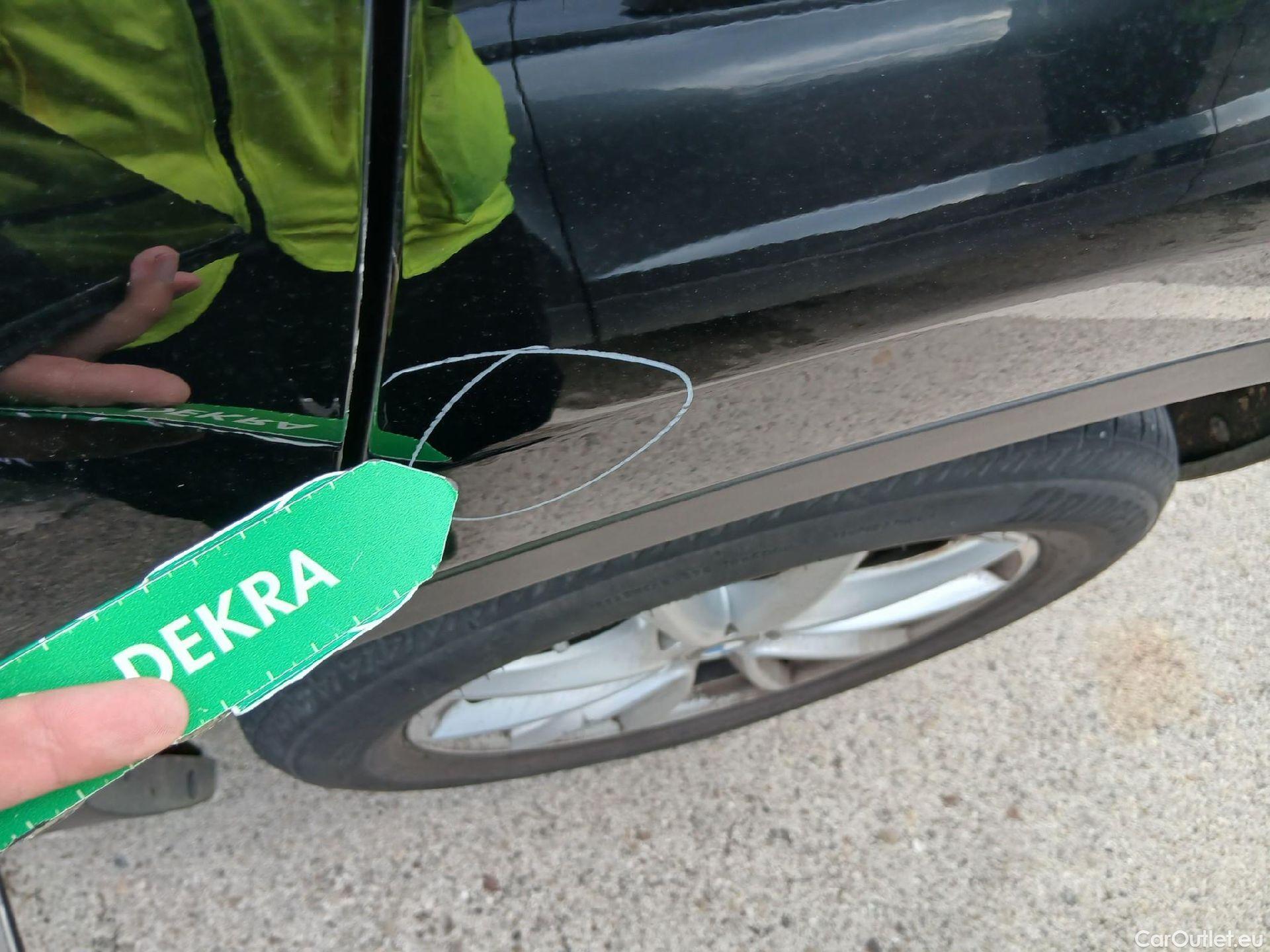  Bmw  X1 BMW  / 2019 / 5P / todoterreno sDrive16d Business #35