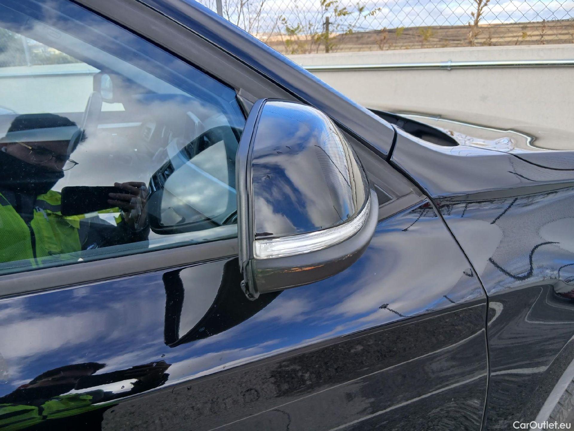  Bmw  X1 BMW  / 2019 / 5P / todoterreno sDrive16d Business #64