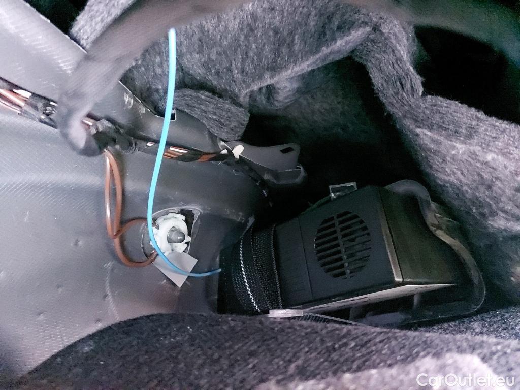  Audi  Q5 AUDI  / 2016 / 5P / todoterreno 50 TFSI E quattro-ultra #2