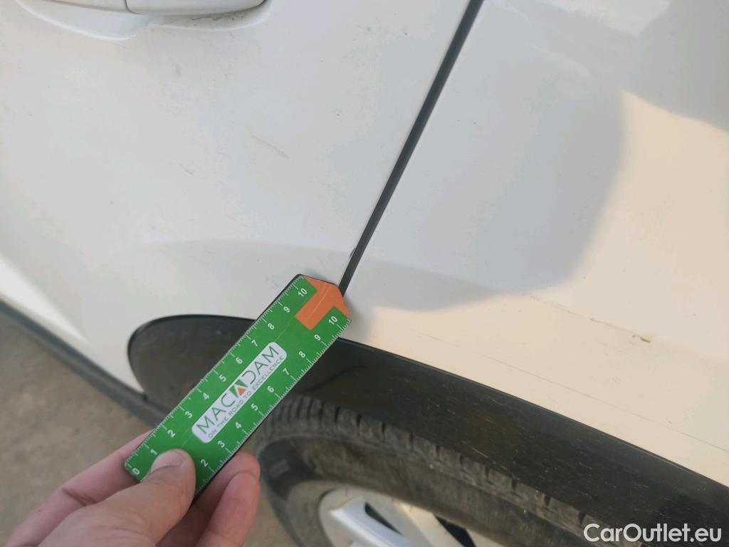  Audi  Q3 AUDI  Sportback / 2019 / 5P / todoterreno Advanced 35 TDI 110kW (150CV) S tronic (ACC) #17