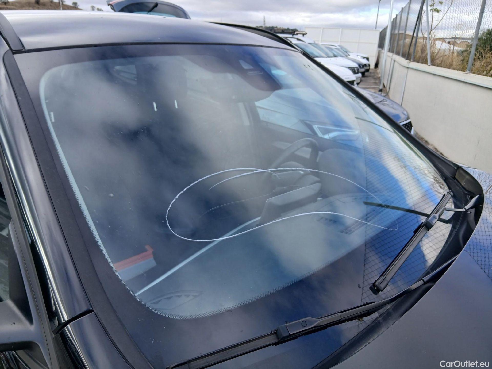  Bmw  X1 BMW  / 2019 / 5P / todoterreno sDrive16d Business #17