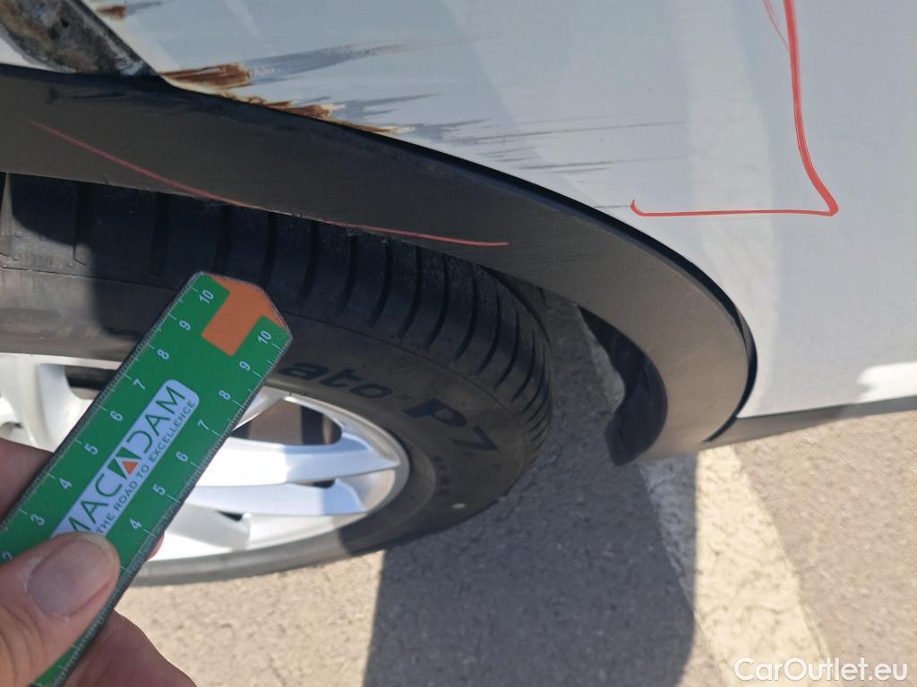  Bmw  X1 BMW  / 2019 / 5P / todoterreno sDrive18d #36