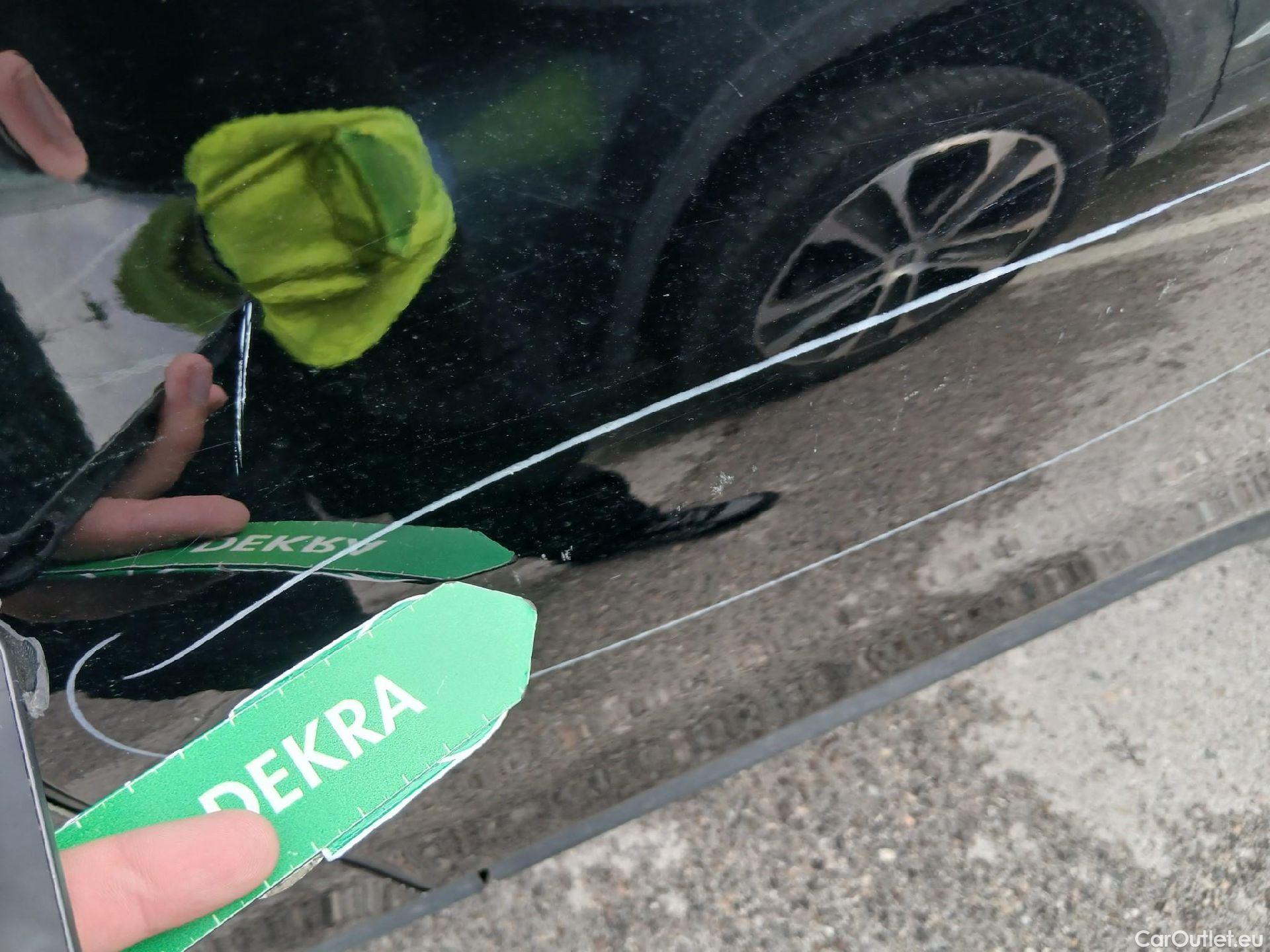  Bmw  X1 BMW  / 2019 / 5P / todoterreno sDrive16d Business #32