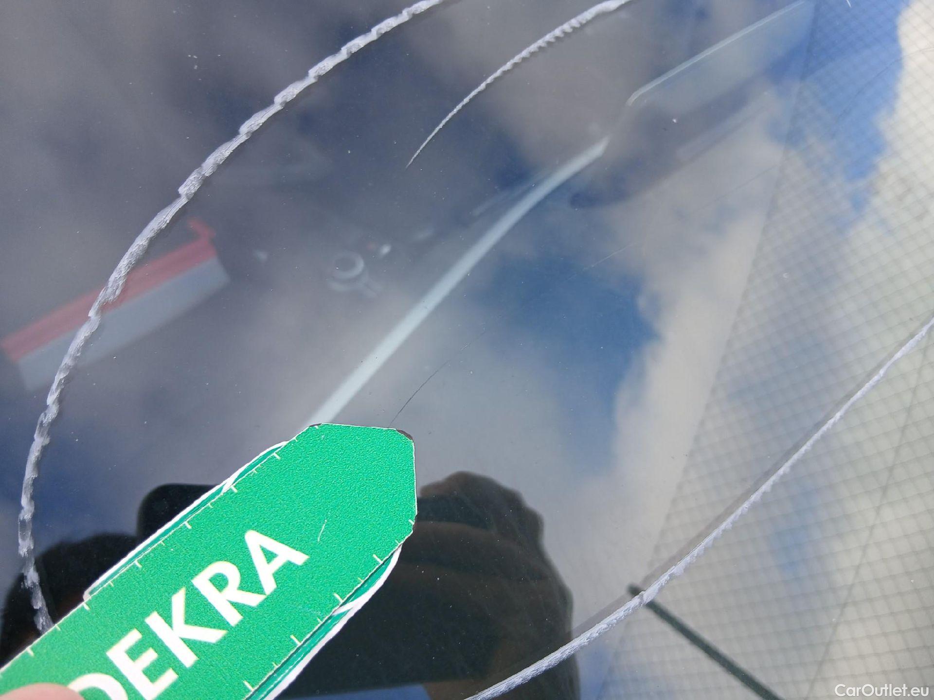  Bmw  X1 BMW  / 2019 / 5P / todoterreno sDrive16d Business #16