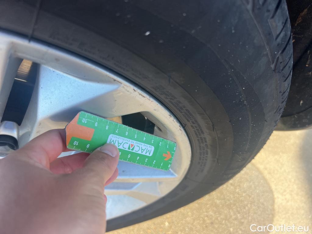  Audi  Q5 AUDI  / 2020 / 5P / todoterreno Advanced 35 TDI 120kW S tronic (AC2) #19