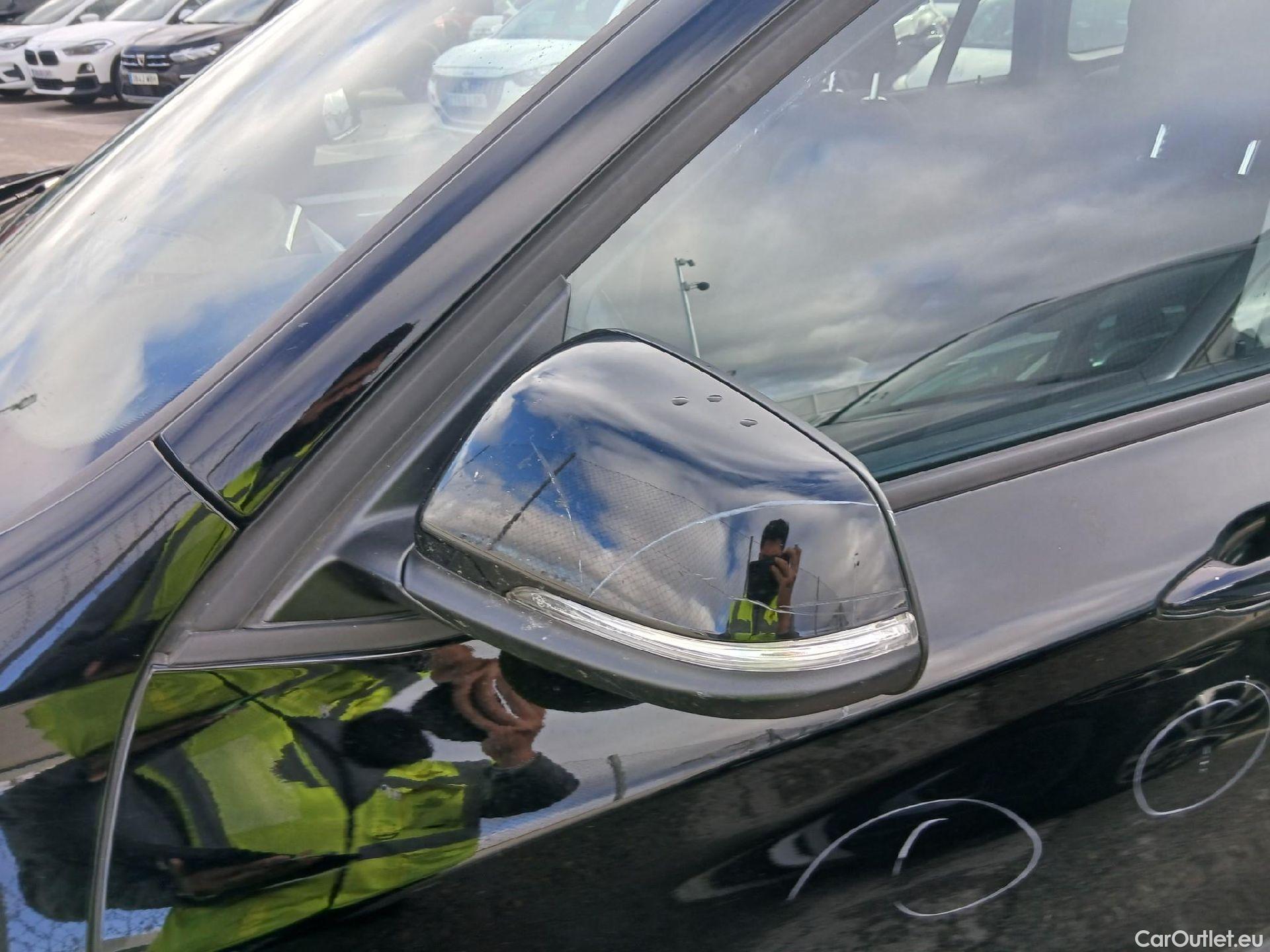  Bmw  X1 BMW  / 2019 / 5P / todoterreno sDrive16d Business #29