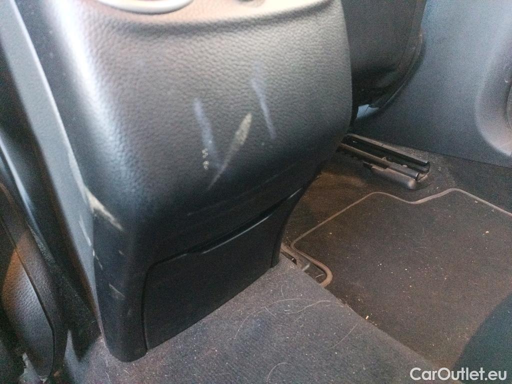  Mercedes  G-Klasee MERCEDES-BENZ Clase GLC / 2019 / 5P / todoterreno GLC 300 de 4MATIC #25