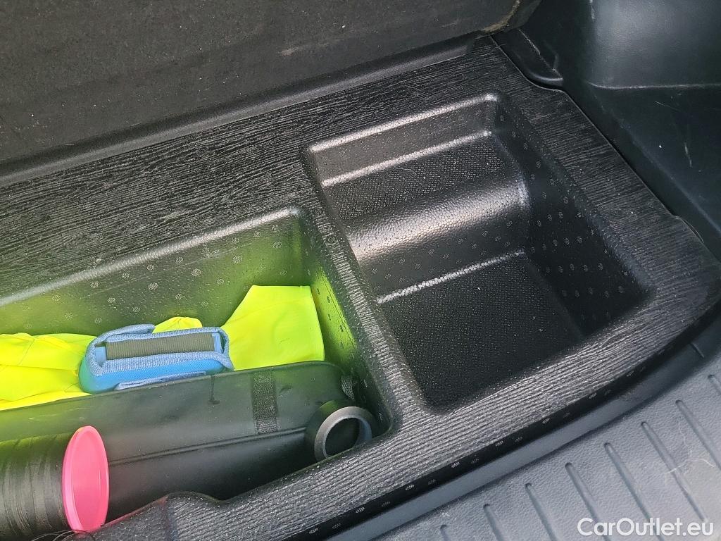  KIA  Sportage  Business 1.6 CRDi 135CV AT7 E6d #24