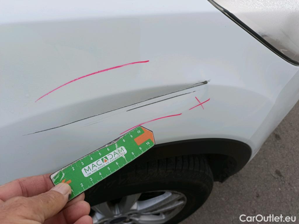  Ford  Kuga FORD  / 2016 / 5P / todoterreno 1.5 EcoBoost 88kW 4x2 Trend+ (CX) #8