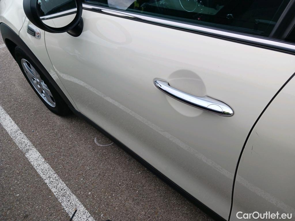  Mini  Cooper MINI MINI 5p 4G berlina con portón ONE D 5 PUERTAS #17