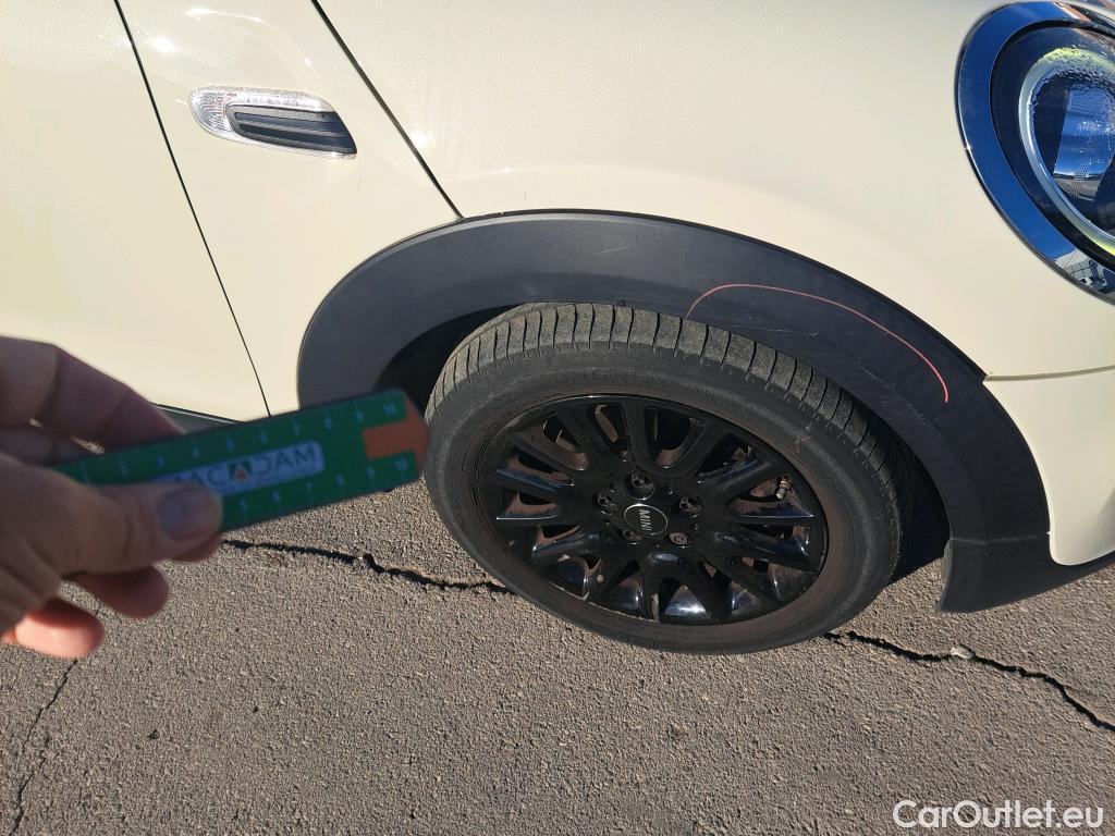  Mini  Cooper MINI MINI / 2014 / 5P / berlina con portón ONE 5 PUERTAS (CX) #8