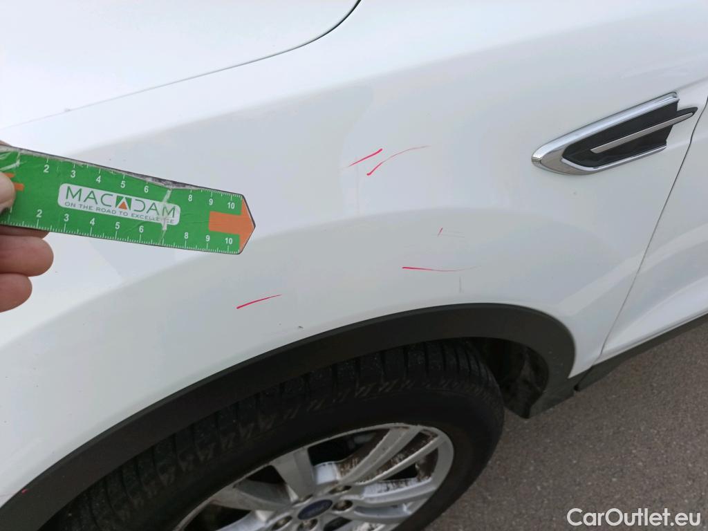  Ford  Kuga FORD  / 2016 / 5P / todoterreno 1.5 EcoBoost 88kW 4x2 Trend+ (CX) #26