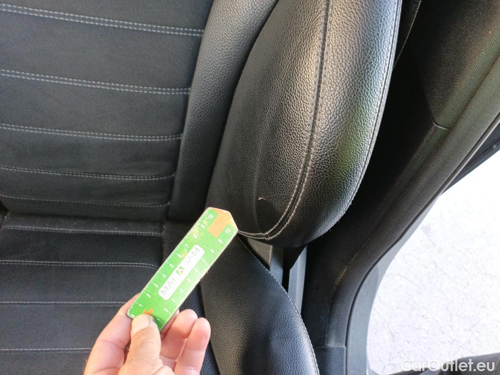  Mercedes  G-Klasee MERCEDES-BENZ Clase GLC / 2019 / 5P / todoterreno GLC 300 de 4MATIC #26