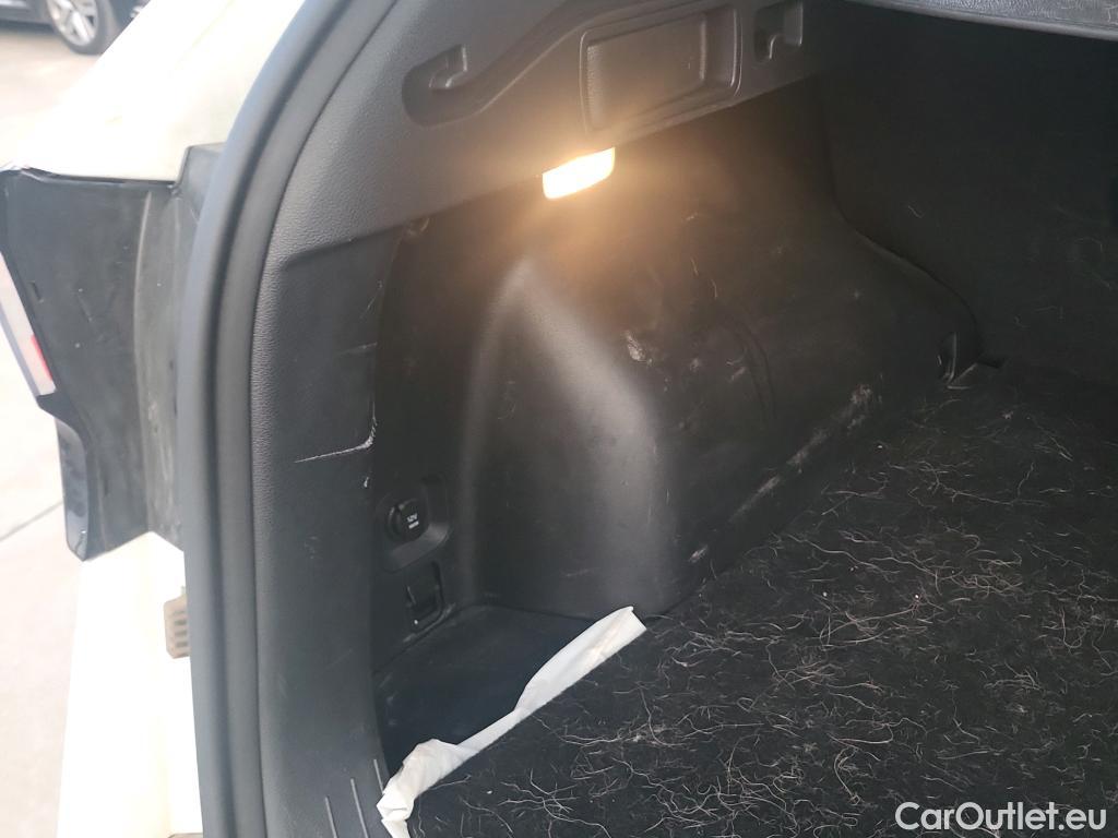  KIA  Sportage  Business 1.6 CRDi 135CV AT7 E6d #33