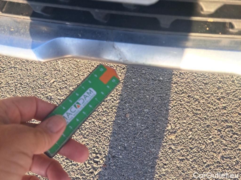  Hyundai  Santa Fe HYUNDAI  / 2021 / 5P / todoterreno 1.6 TGDi PHEV Tecno Auto 4x4 #25