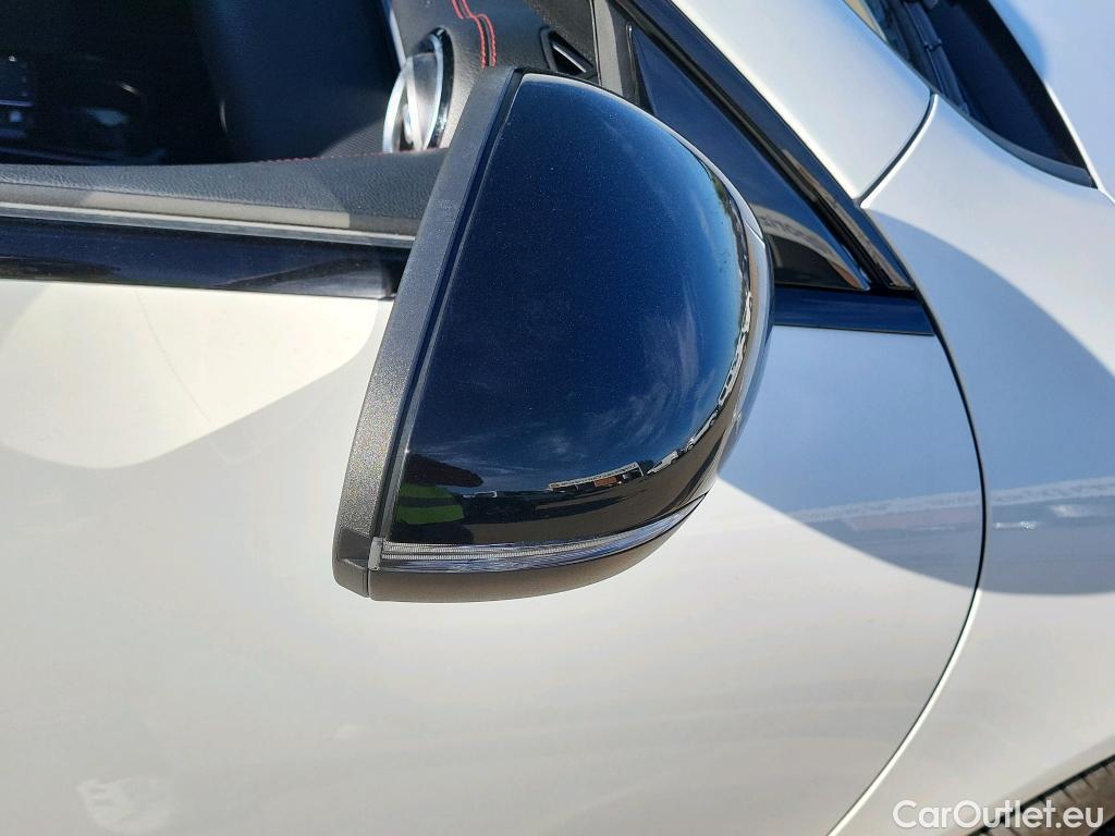  Mercedes  CLA-Klasse MERCEDES-BENZ CLA / 2019 / 4P / coupé CLA 200 D DCT #11